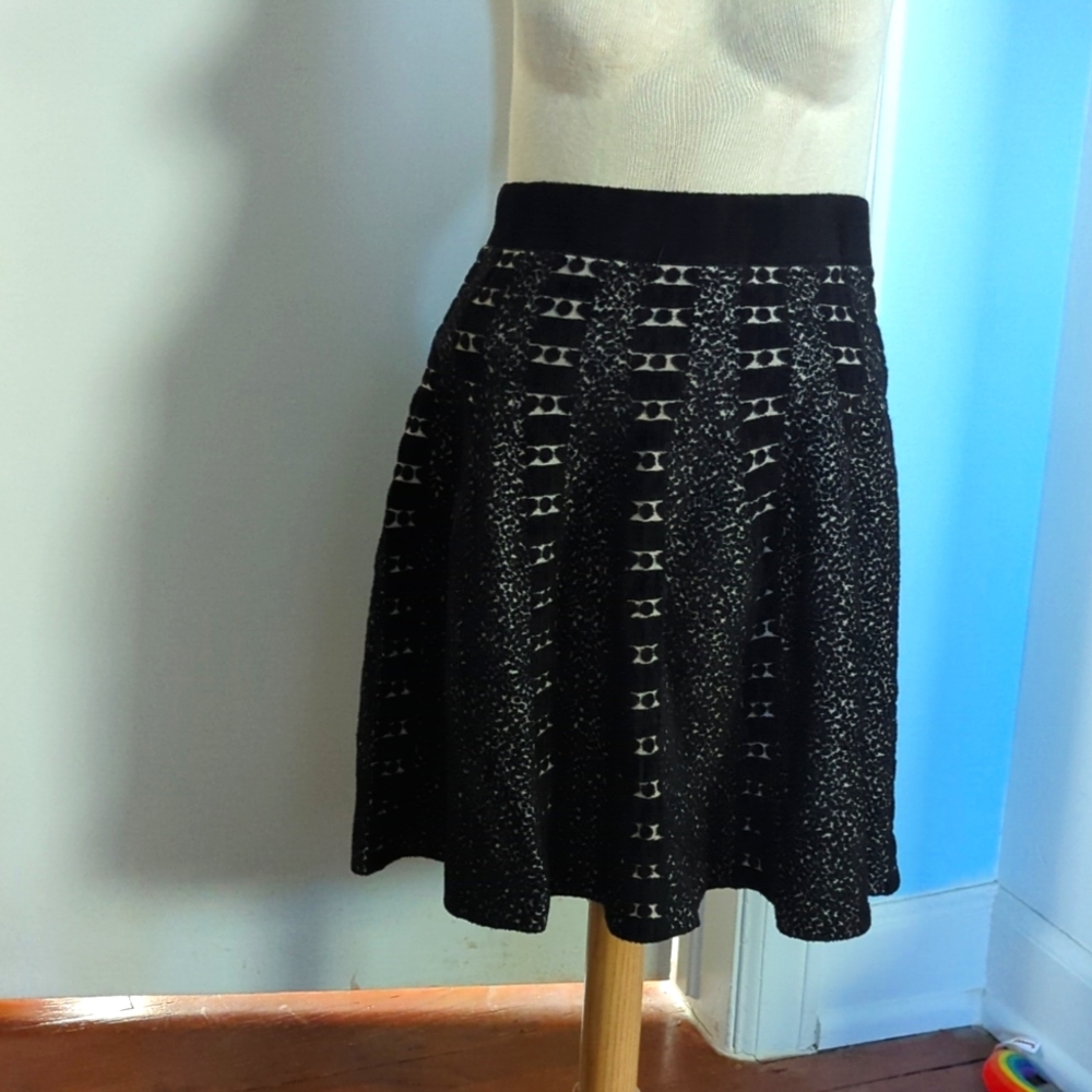 NWT Anthropologie Moth soft sweater skirt L